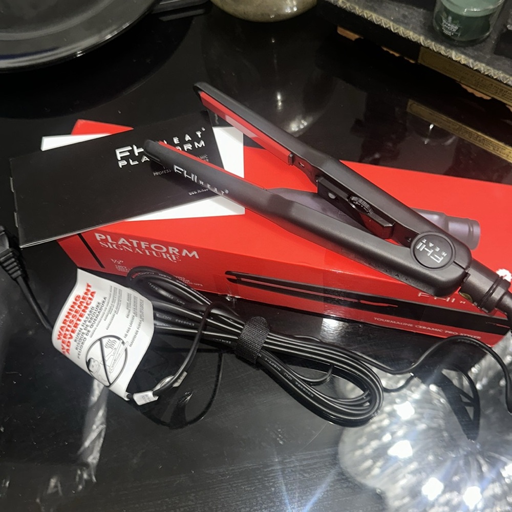 FHI HEAT Platform Pro Styling Tourmaline Hair Straightener Hair Types, 1/2 Inch